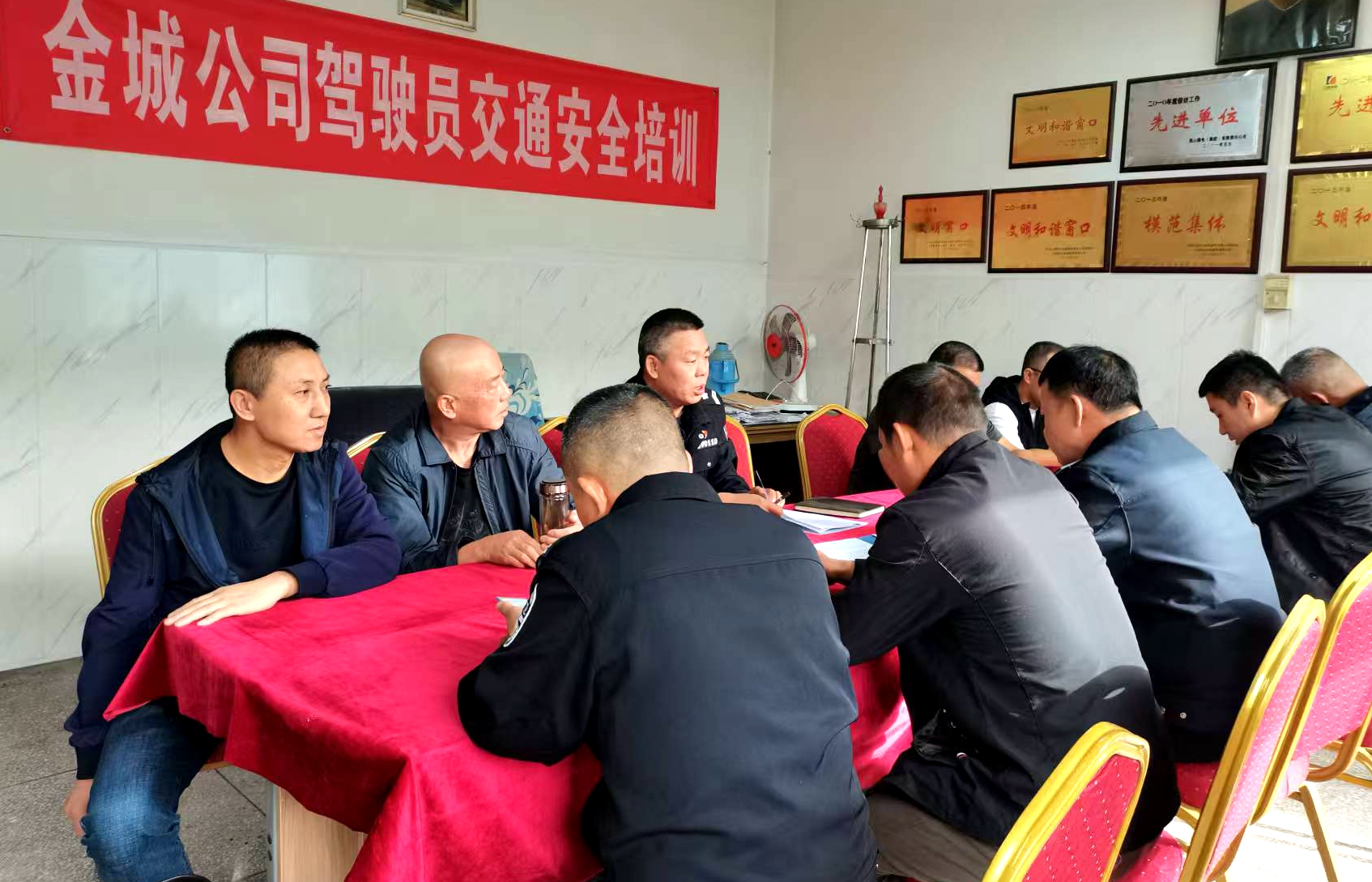 微信图片_20250924093620_1_380.jpg